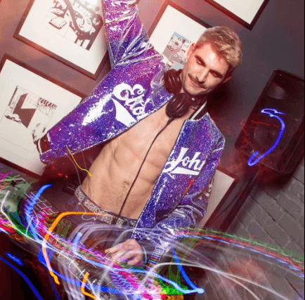 10.22 - Happy Hour @ OR Bar